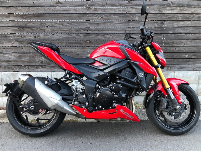Сузуки GSX s750