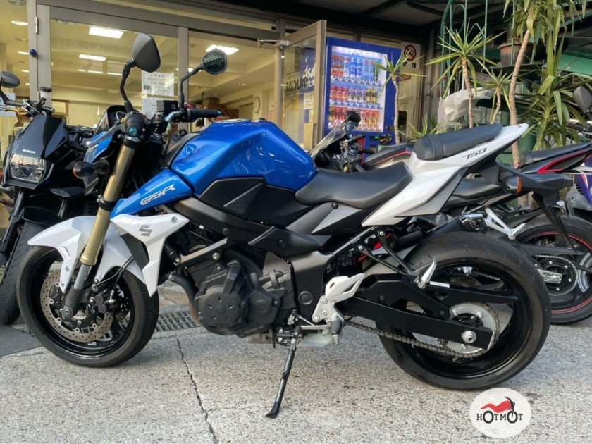 Suzuki GSR 600 2013