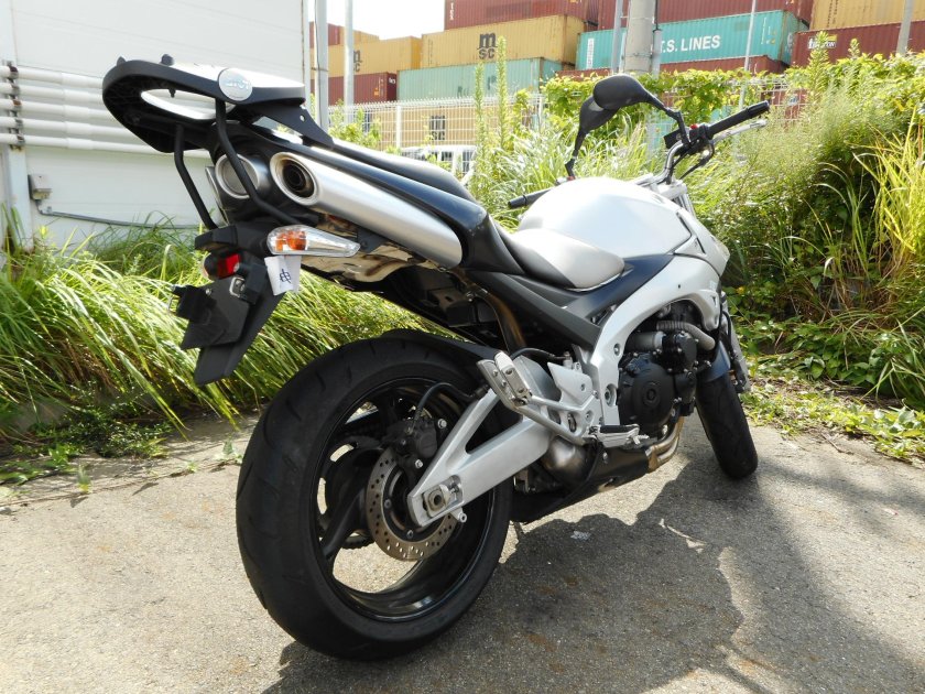 Мотоцикл Сузуки 400 кубов