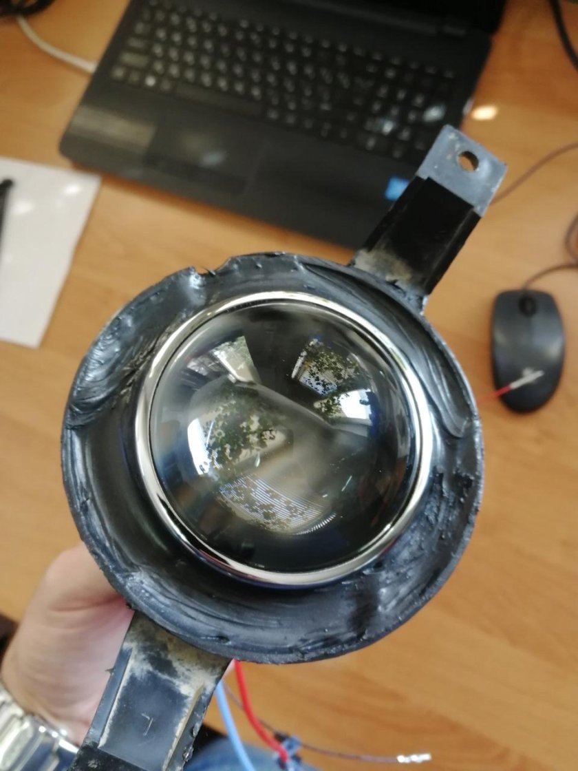 Противотуманные фары Джили МК кросс