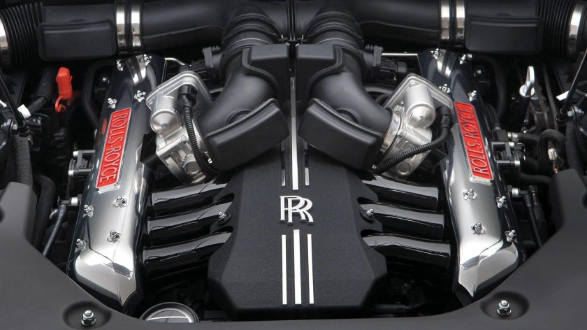 Rolls Royce Phantom двигатель