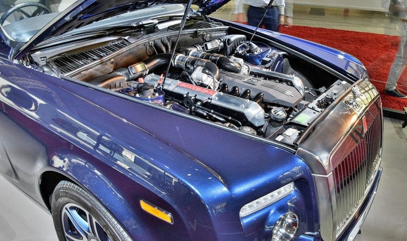 Роллс Ройс v16