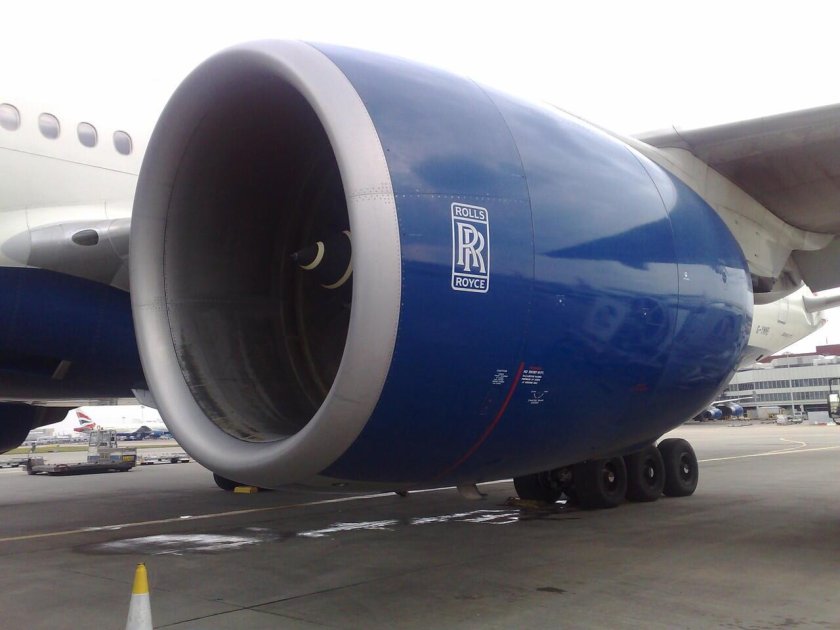 Boeing 777 двигатели Rolls Royce