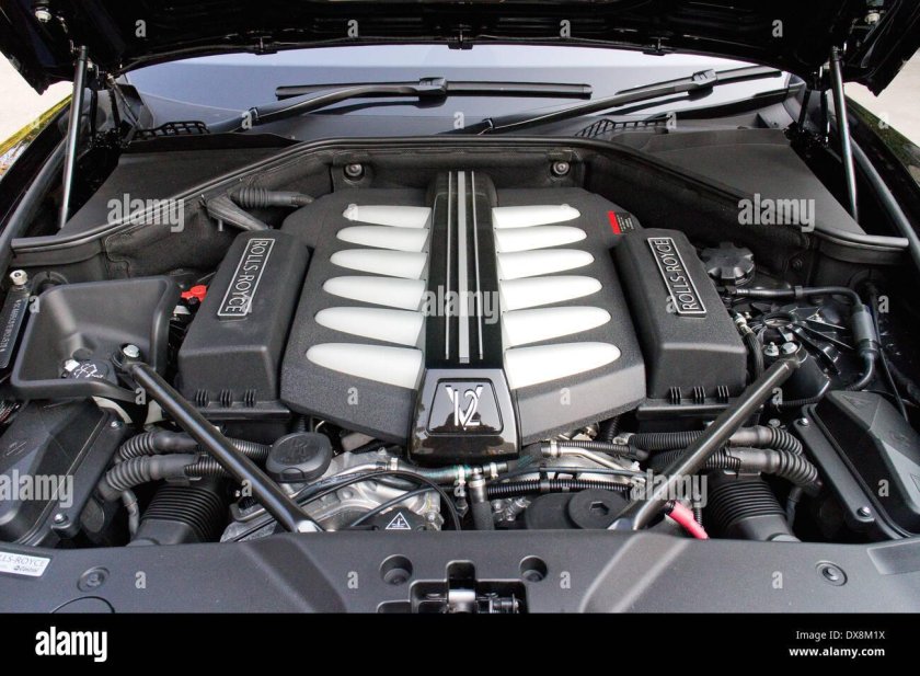 Rolls Royce Wraith двигатель