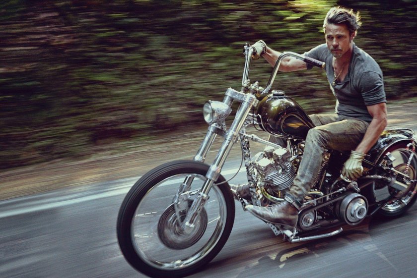 Брэд Питт на мотоцикле Урал