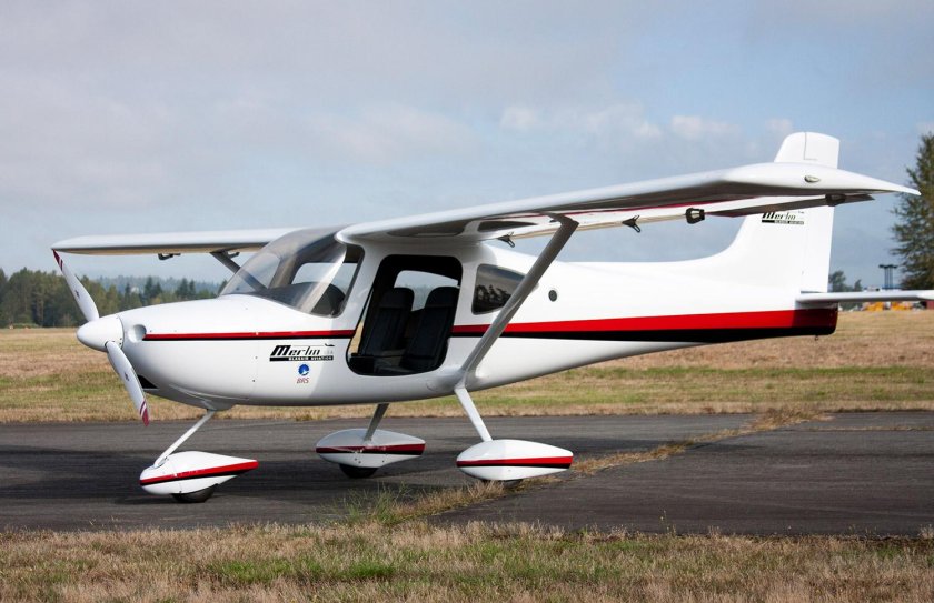 Частный легкомоторный самолет Cessna