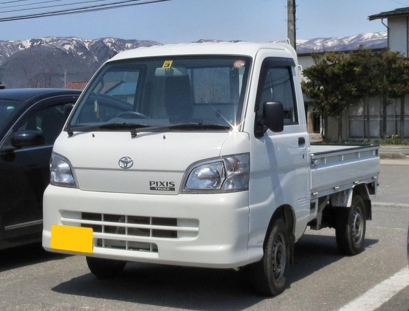 Toyota Pixis