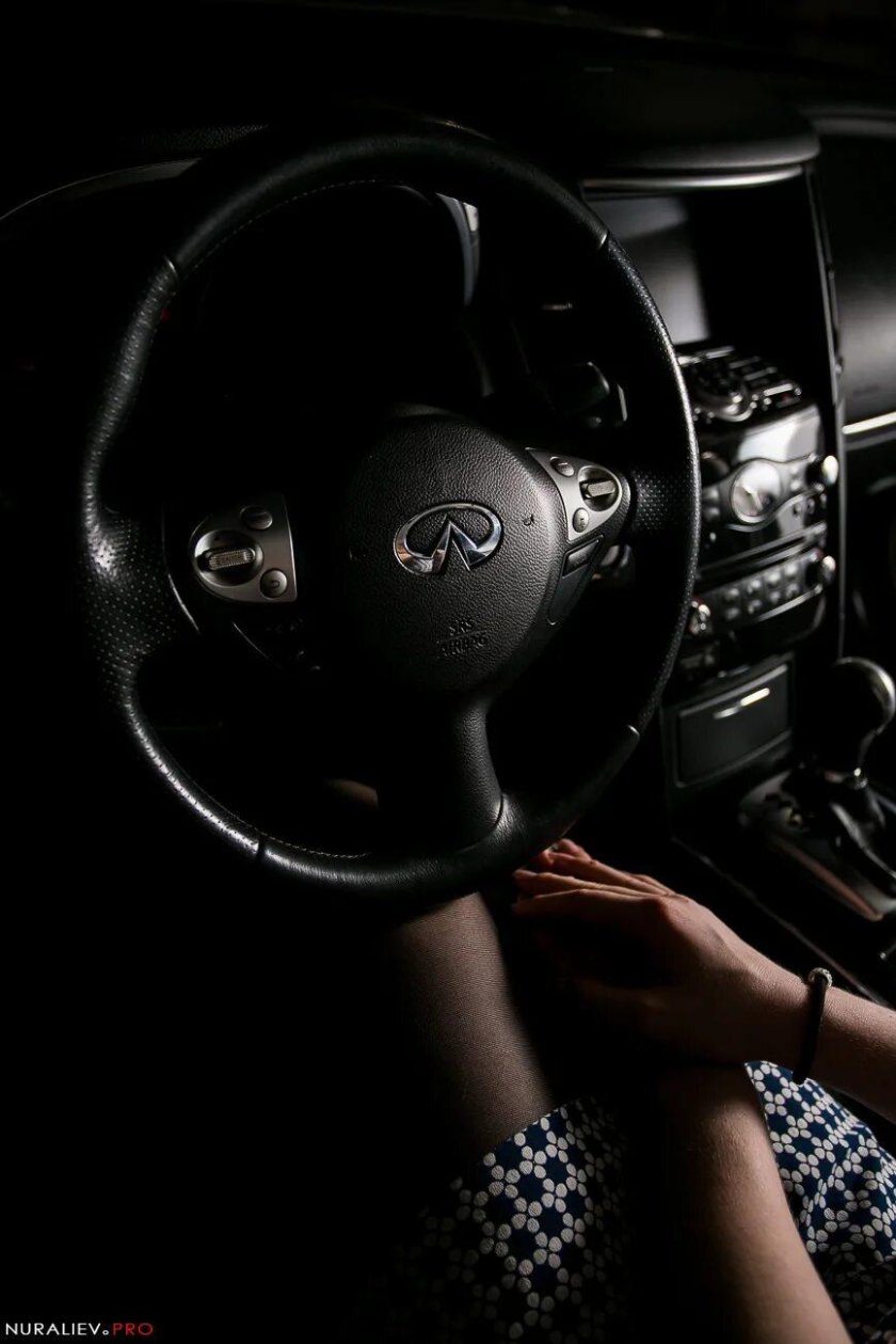 За рулем Инфинити fx35