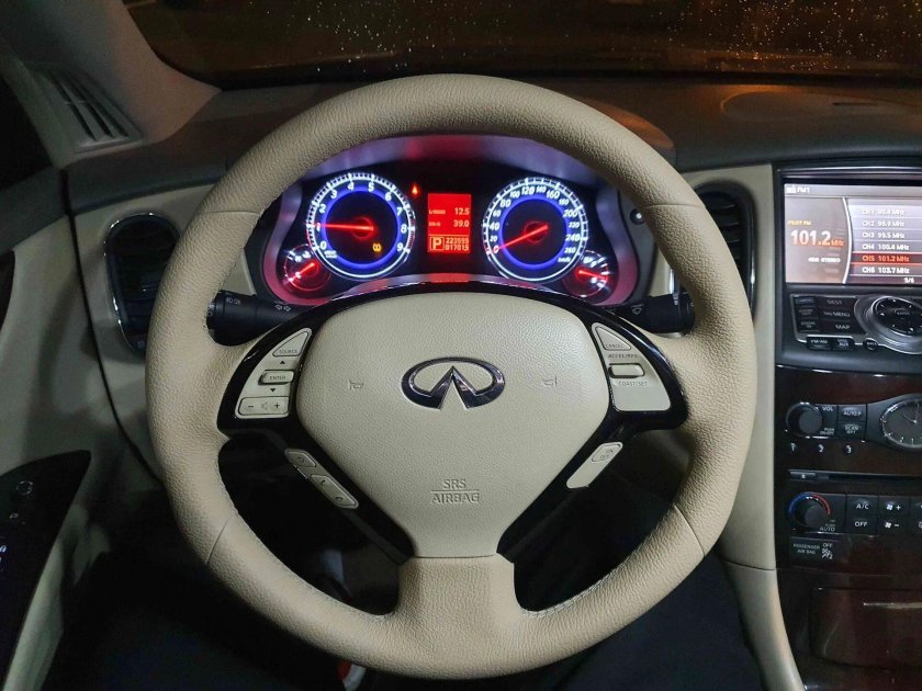 Перешил руль Инфинити fx37