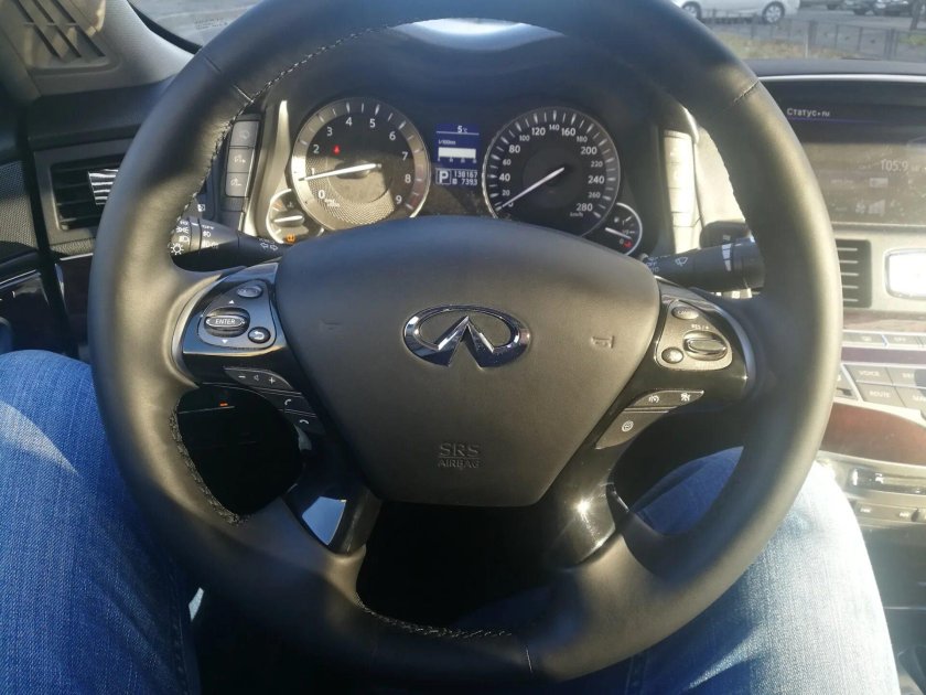 Руль Инфинити qx37