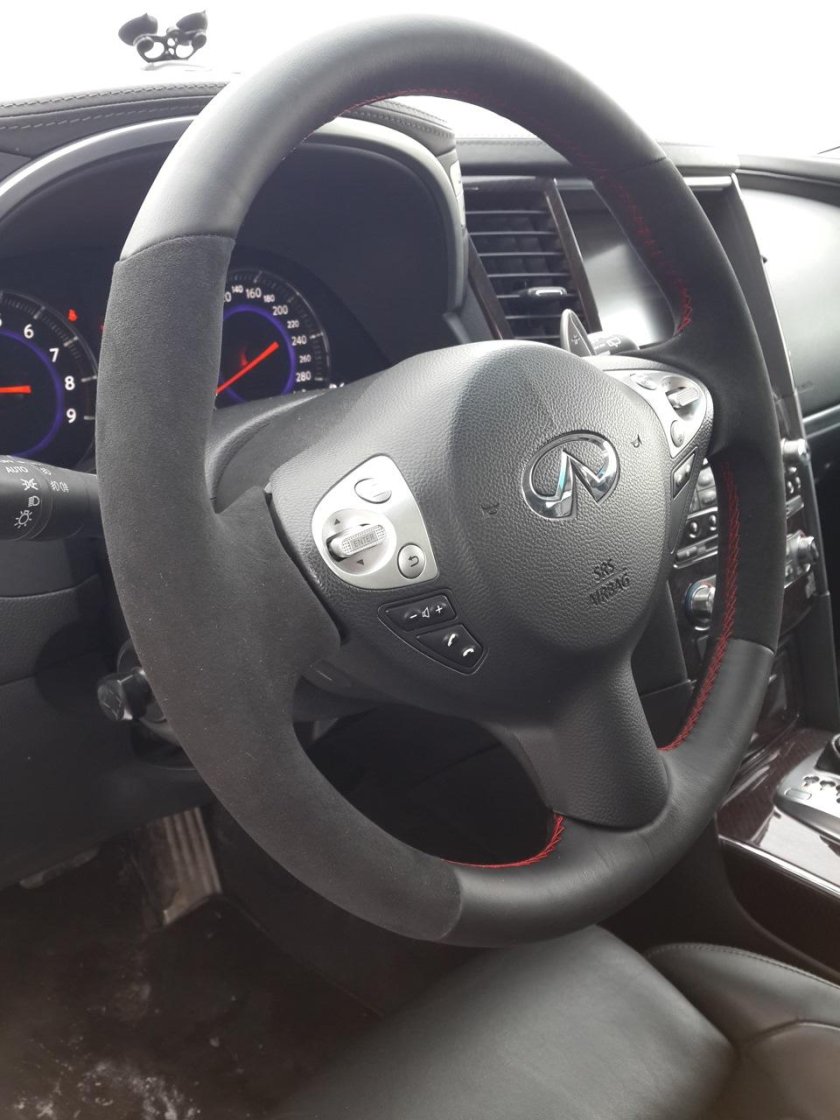 Руль алькантара Infinity q70