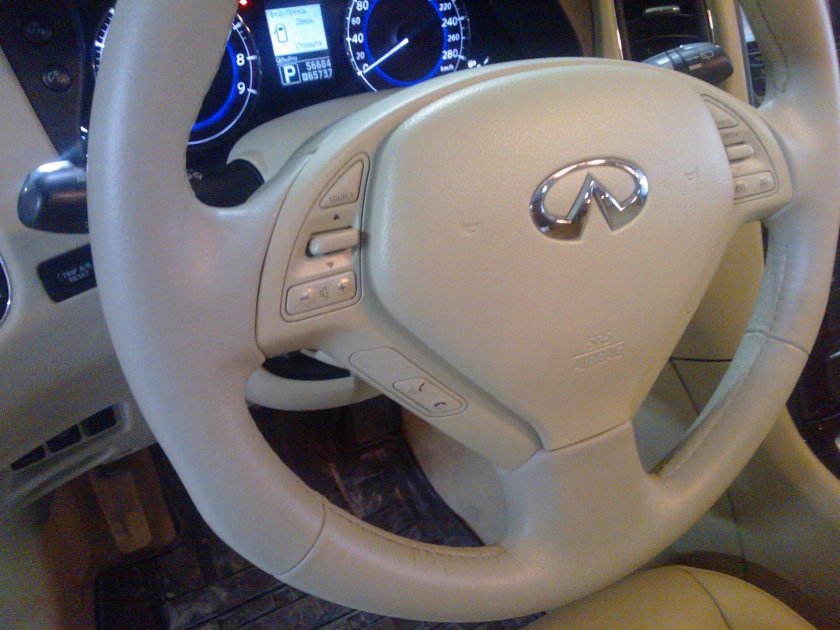Руль Инфинити ex25