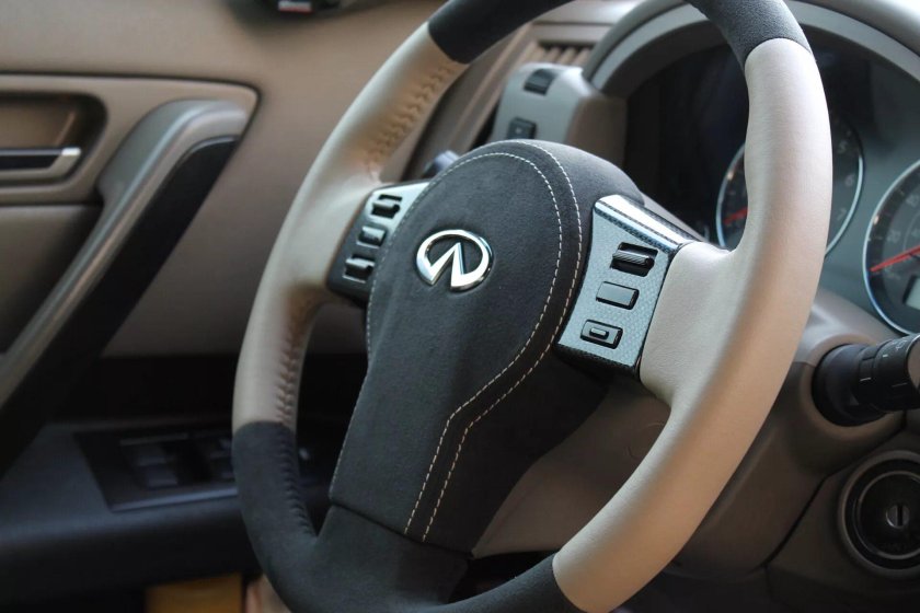 Перетяжка руля Infiniti fx35