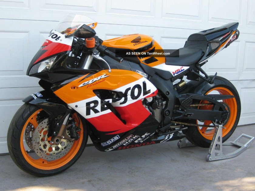 Honda CBR 1000rr 2005
