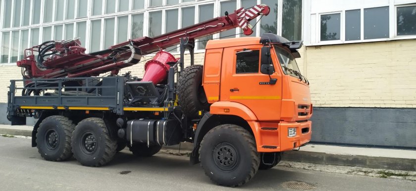 УГБ 587 Геомаш