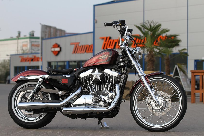 Harley Davidson Sportster 72