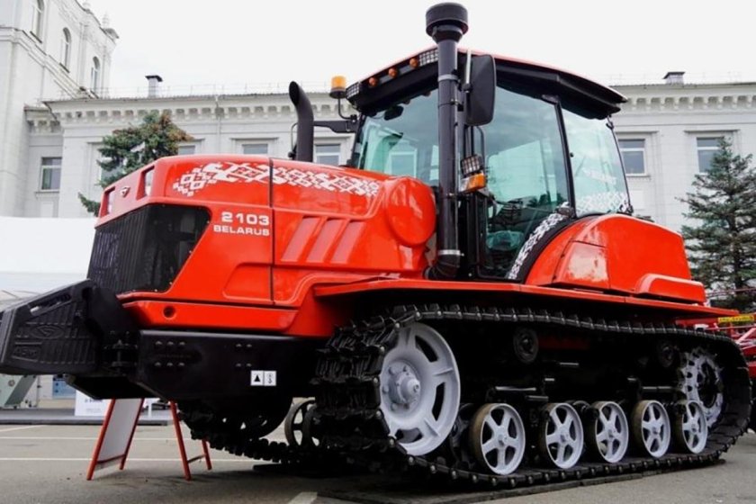 Гусеничный МТЗ 2103