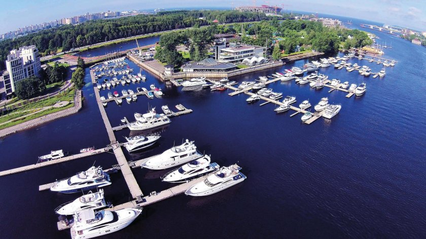 Яхт-клуб Санкт-Петербурга Крестовский остров