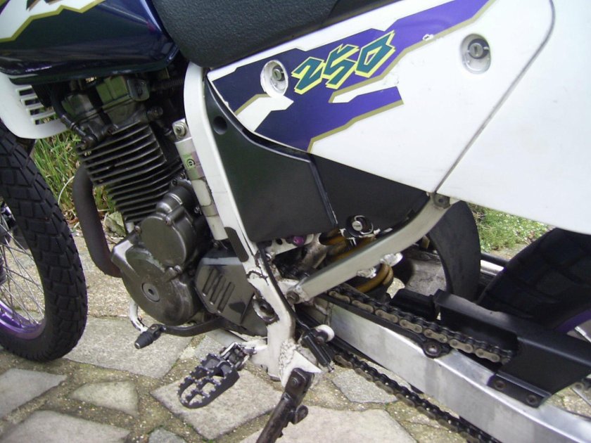 Подножка боковая Suzuki rmz450