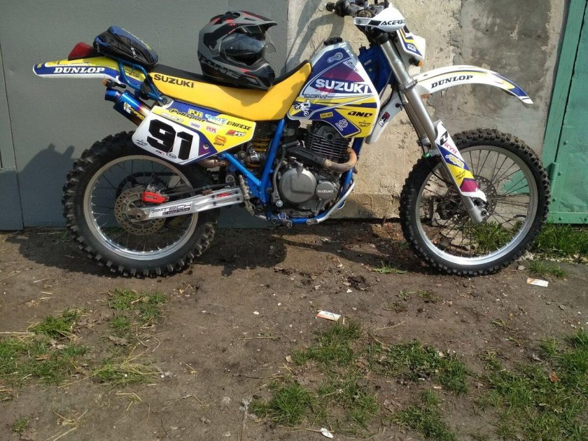 Сузуки др 250