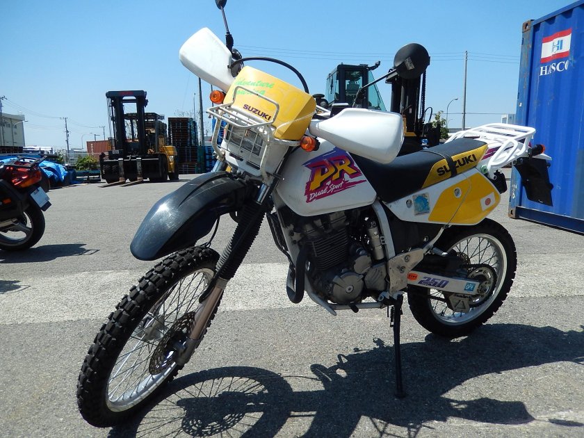 Suzuki Dr 650 2021