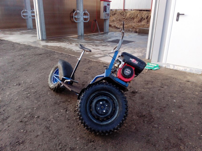 Внедорожный Мотосамокат