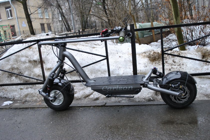 Электросамокат Carlson