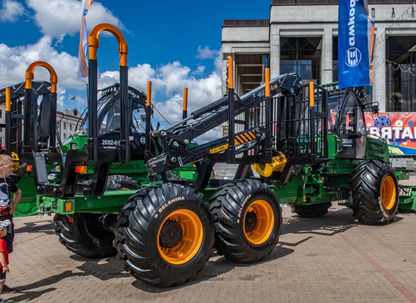 Амкодор 2662-01