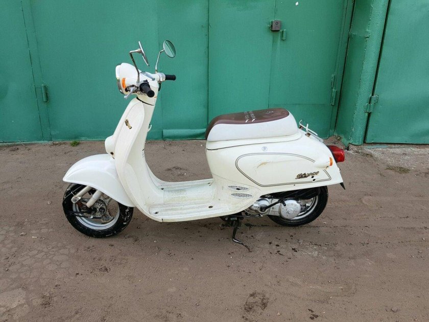 Скутер Honda giorno