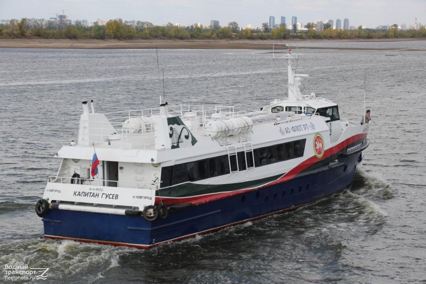 Капитан Гусев теплоход Казань