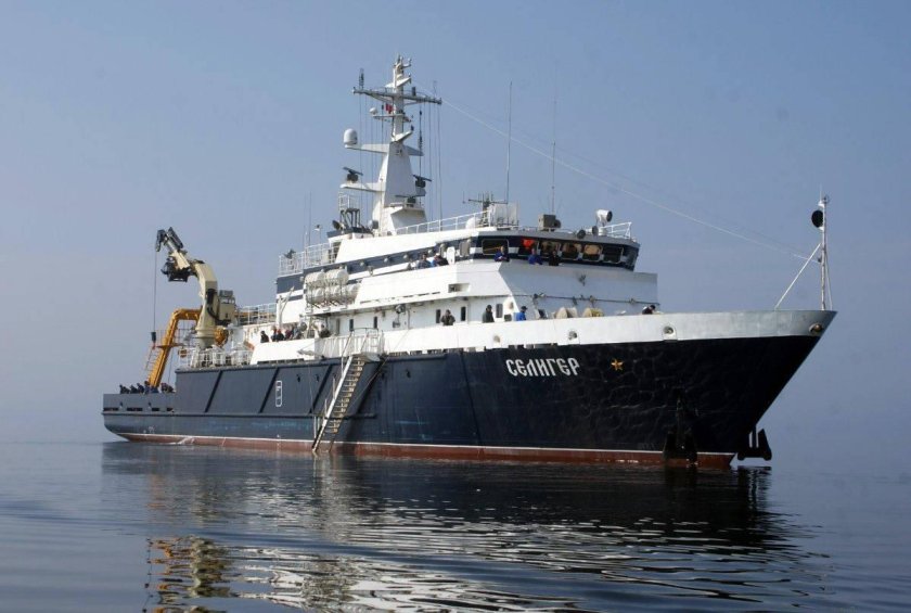 Опытовое судно проекта 11982 Селигер