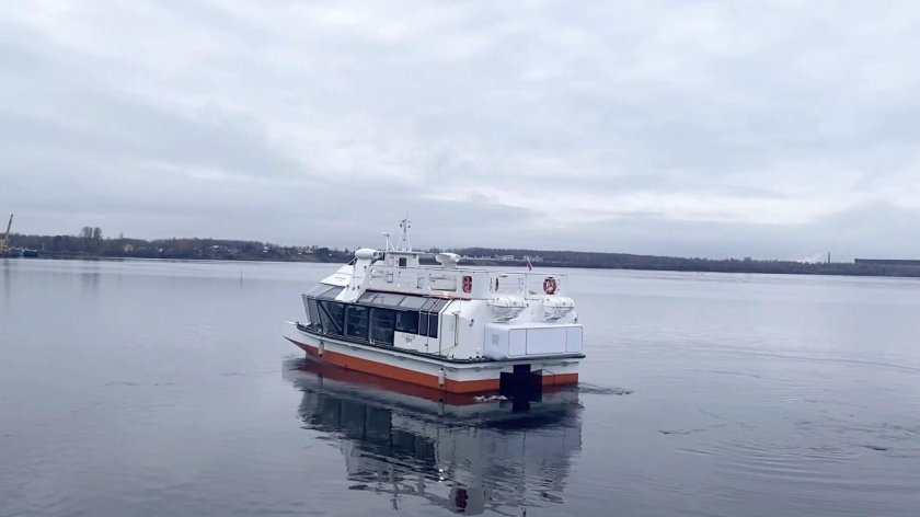 Электросудно Москва