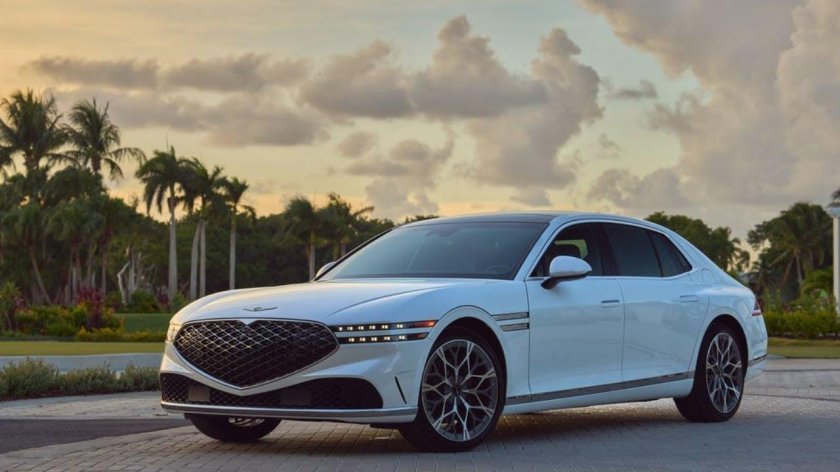 Genesis g90 2023
