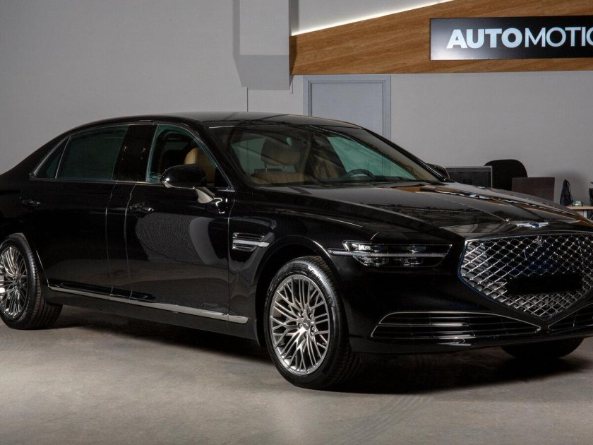 Genesis g90 Limousine