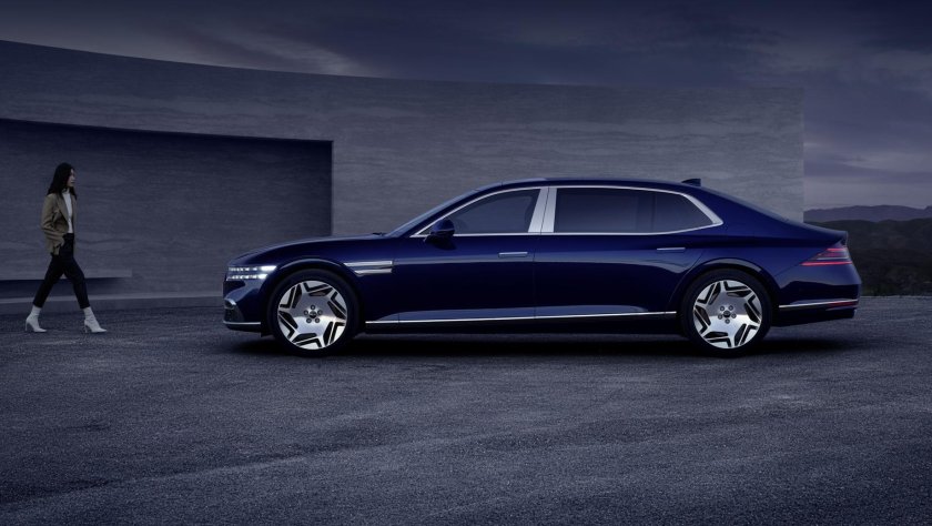 Genesis седан g90