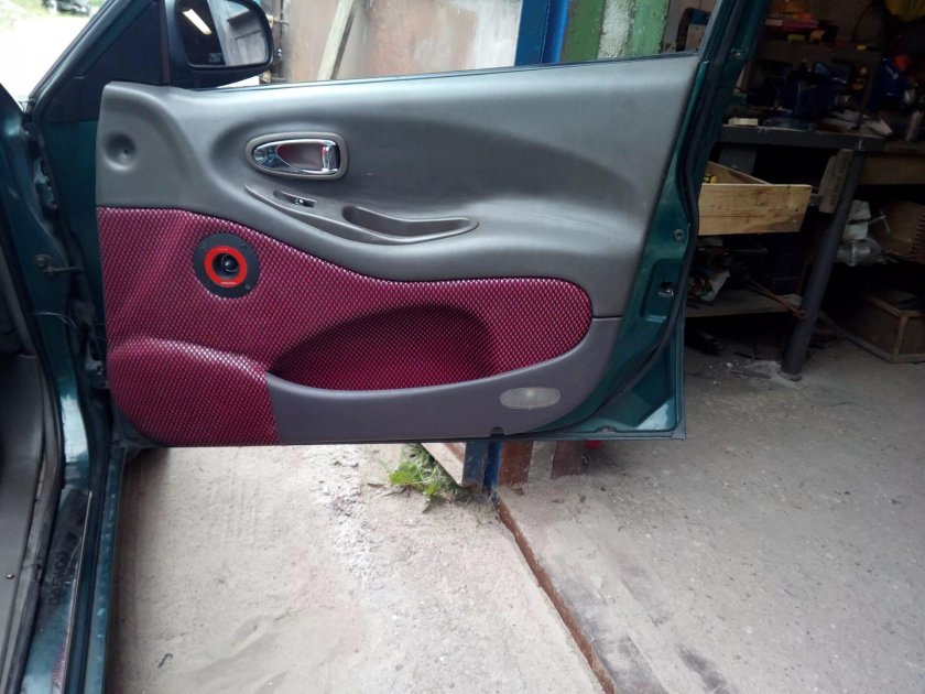 Daewoo Leganza подиумы