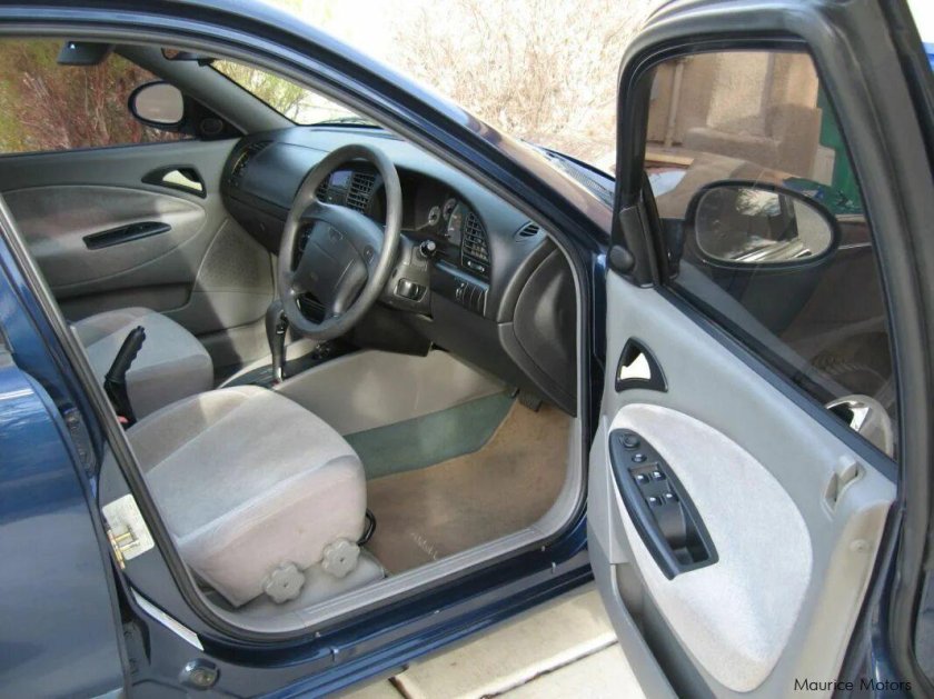 Daewoo Nubira 2000 салон