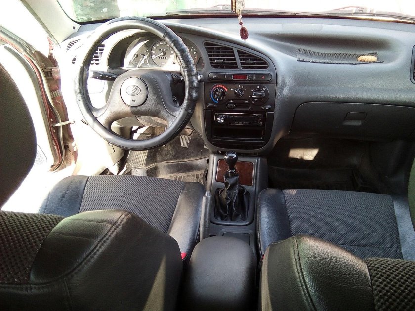 Daewoo Leganza 2.0 салон