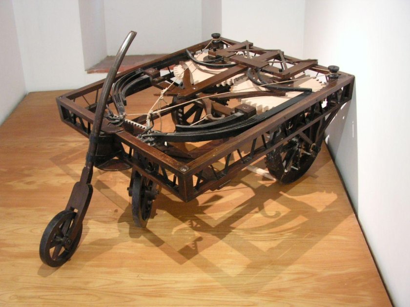 Самодвижущаяся тележка Леонардо да Винчи