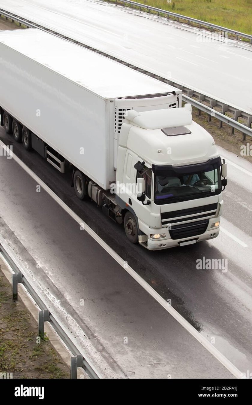 Фото грузовиков ЛИДЕРТРАНС
