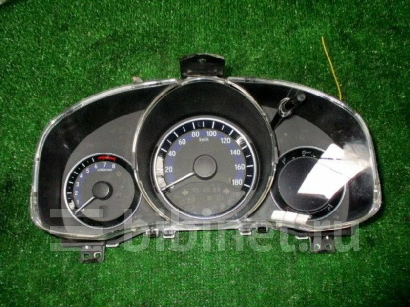 Приборная панель Honda Fit gk3