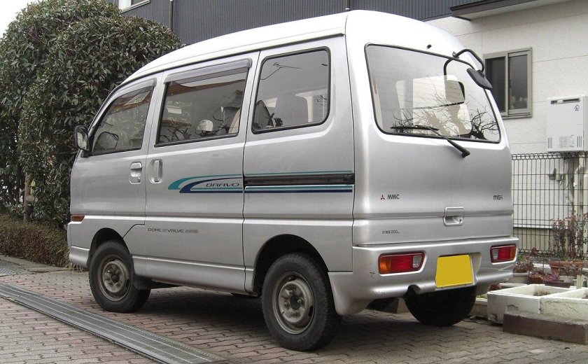Mitsubishi Bravo 1994