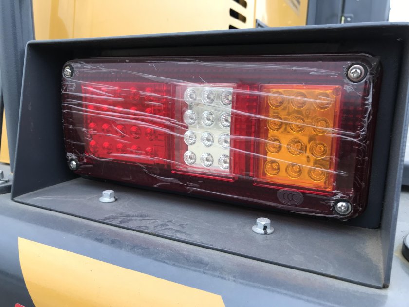 Фонарь задний светодиодный XCMG/803502476l