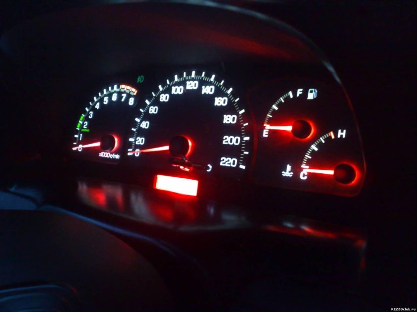 Приборная панель Шевроле Реззо