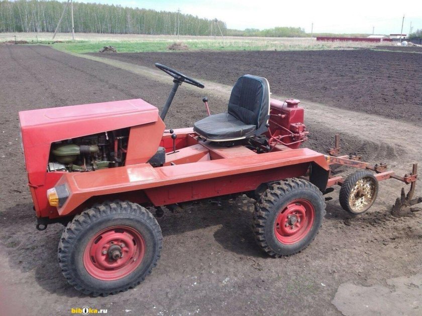 Трактор т- 0.2.03.1 Уралец