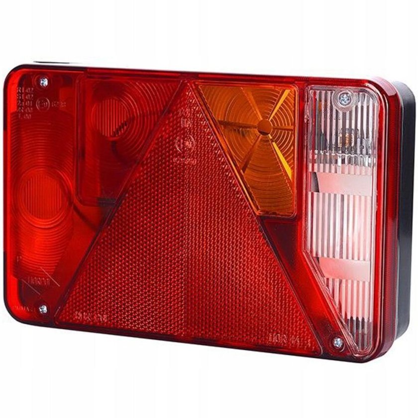 Фонарь задний ССТ 2018- правый dobplast dpt35-0002