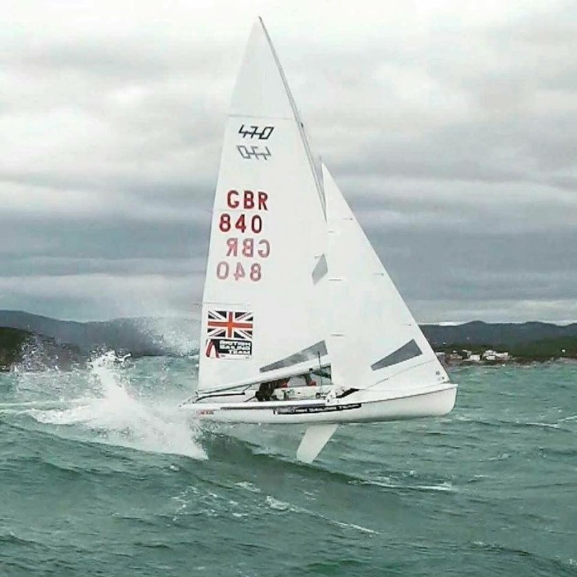 Яхта парусная 470