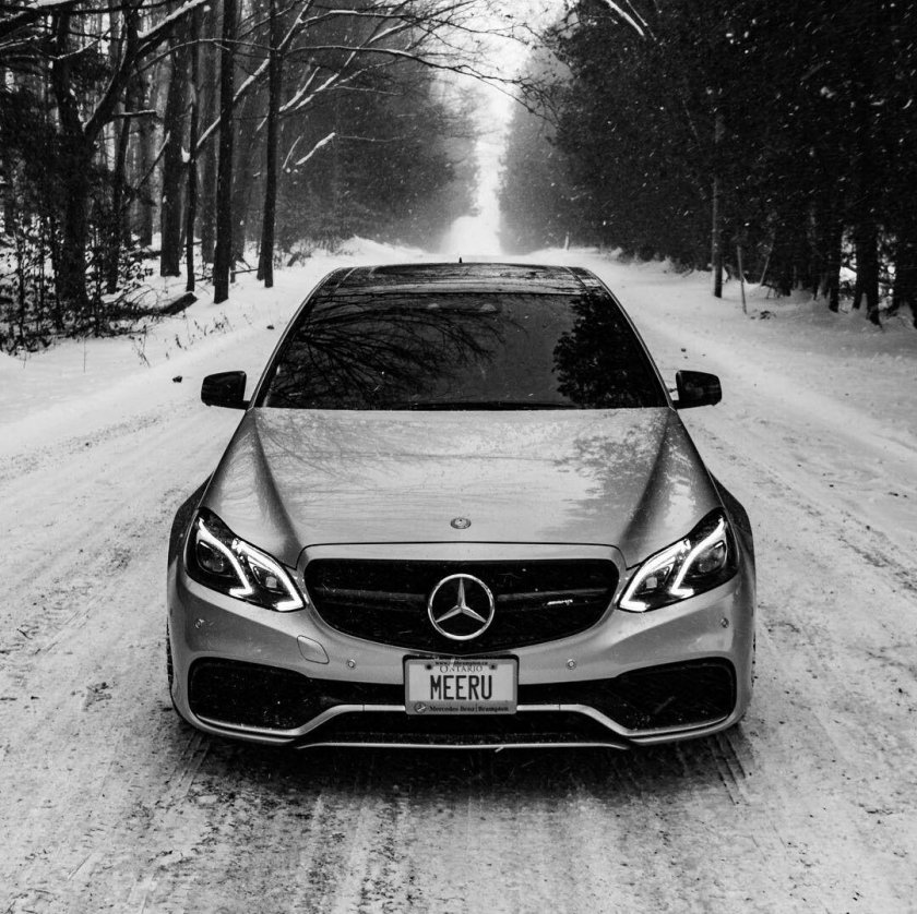 Мерседес Бенц е 63 AMG