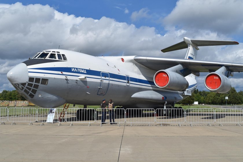 Самолет Ilyushin il 76md