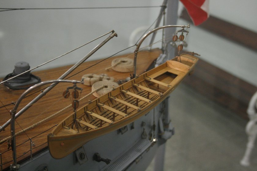 Модель корабля Вирибус